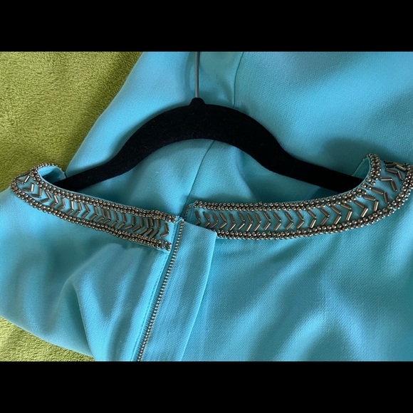 Lilly Pulitzer Women’s Sky Blue Mary Jane Lane Shift Dress with Cut Out - Picture 9 of 15